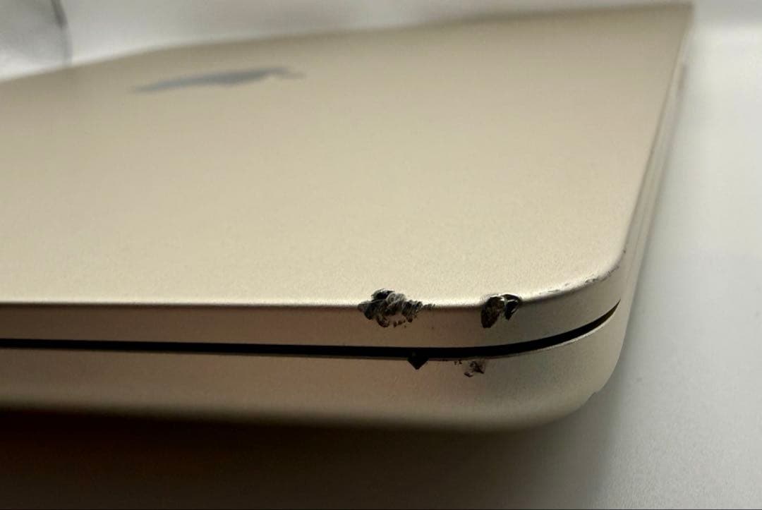 【液晶割れジャンク】Mac Book Air M2 13.6 8GB 512GB