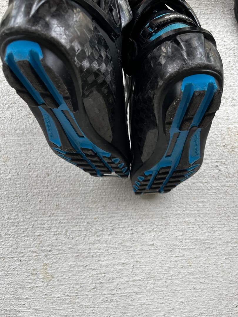 クロスカントリースキーブーツ　サロモン　スケーティング