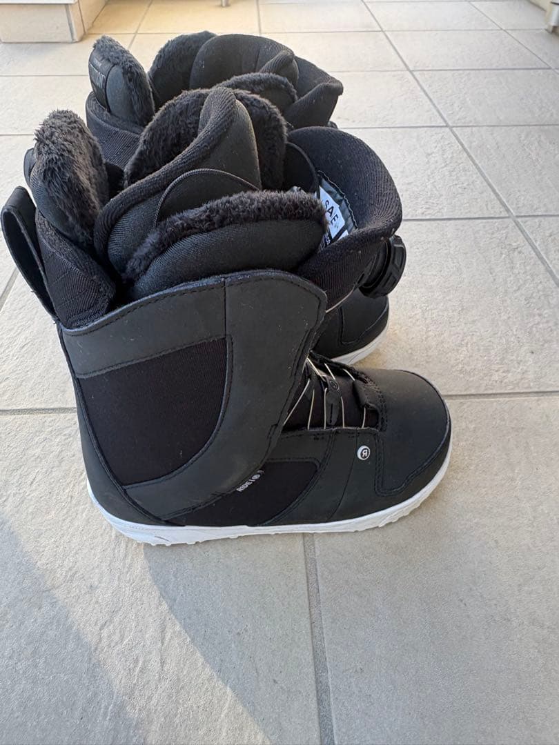 超美品　RIDE SAGE BOA 23.5cm レディーススノーボードブーツ