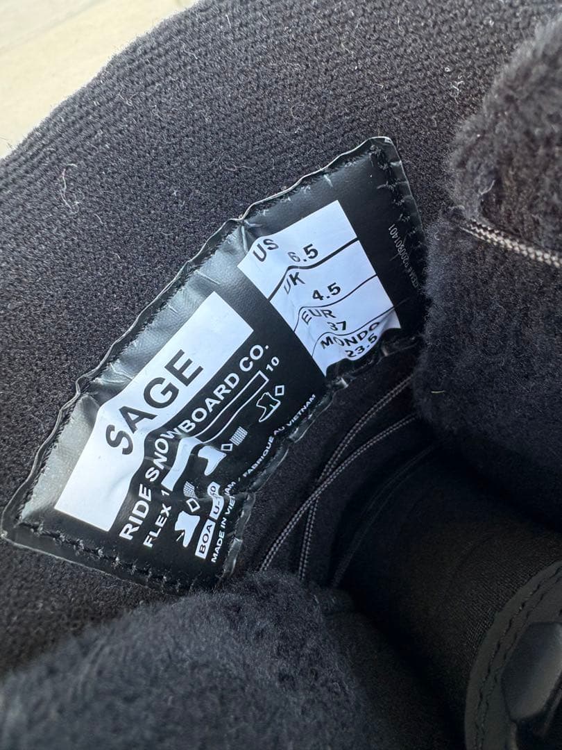 超美品　RIDE SAGE BOA 23.5cm レディーススノーボードブーツ