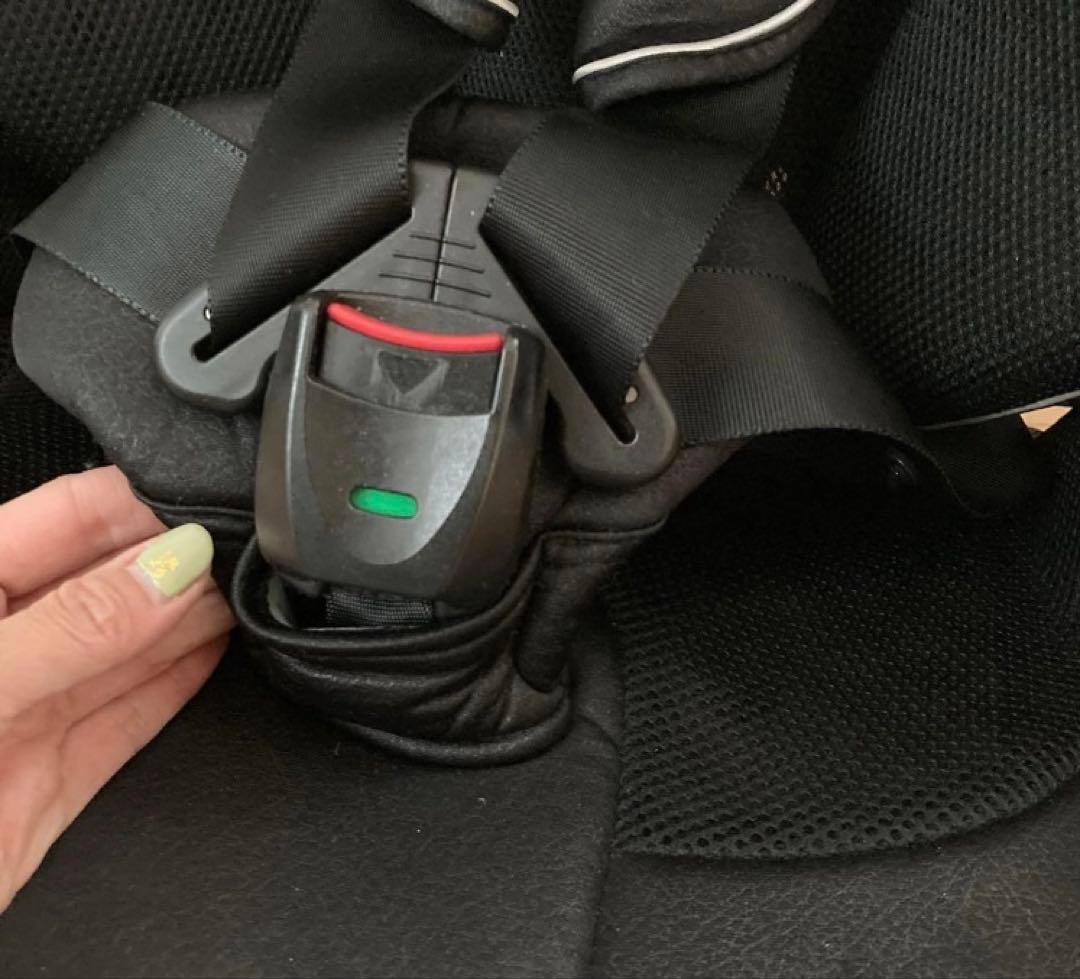 コンビ　ジョイトリップ エッグショック GC ジュニアシート