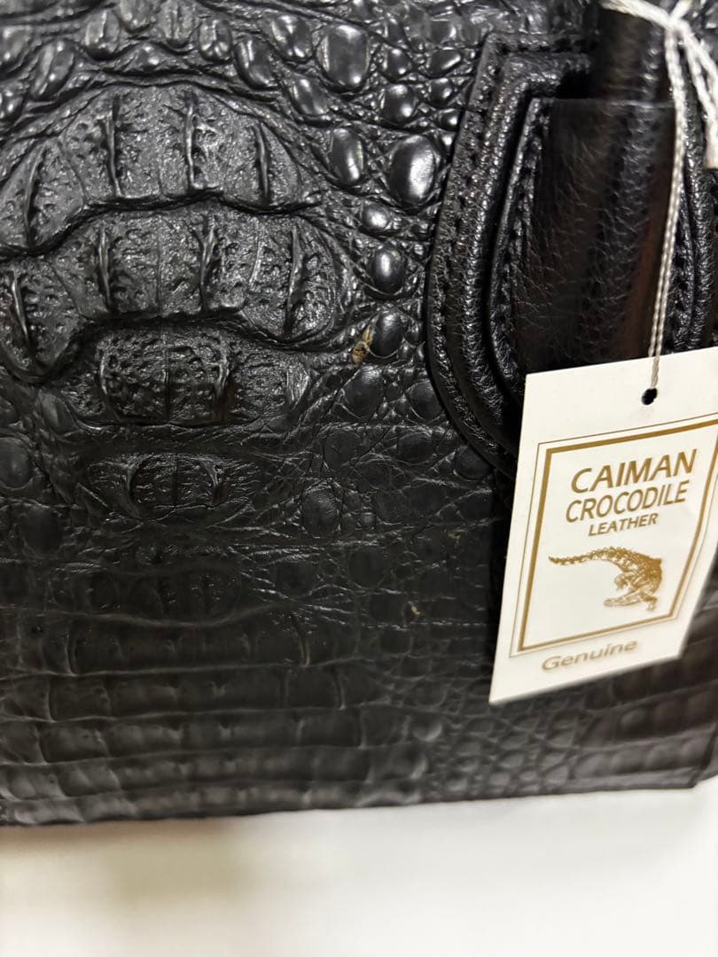CAIMAN CROCODILE　ハンドバッグ　ブラック　ブガッティ型　新品