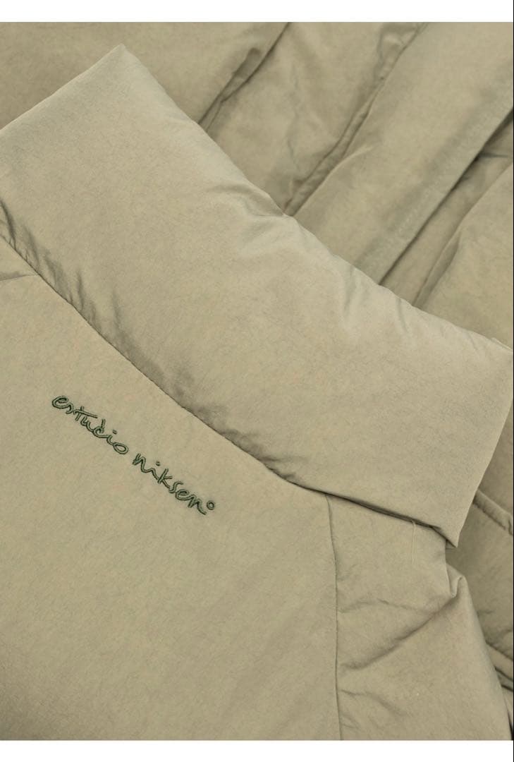 Estudio Niksen Raglan Puffer Jacket タグ付き