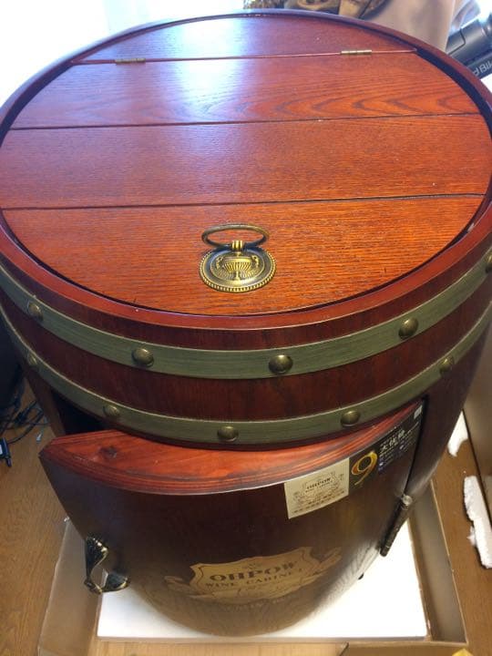 アンティークな樽型ワインクーラー(赤字値段)