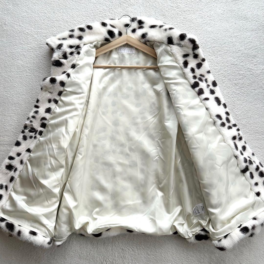 美品 LAVANDA 宇野実彩子 ダルメシアン BIGポケットファージャケット