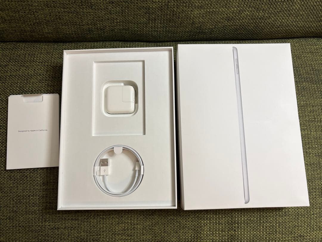 ［美品］Apple iPad グレー 第6世代 32G Wi-Fiモデルおまけ付