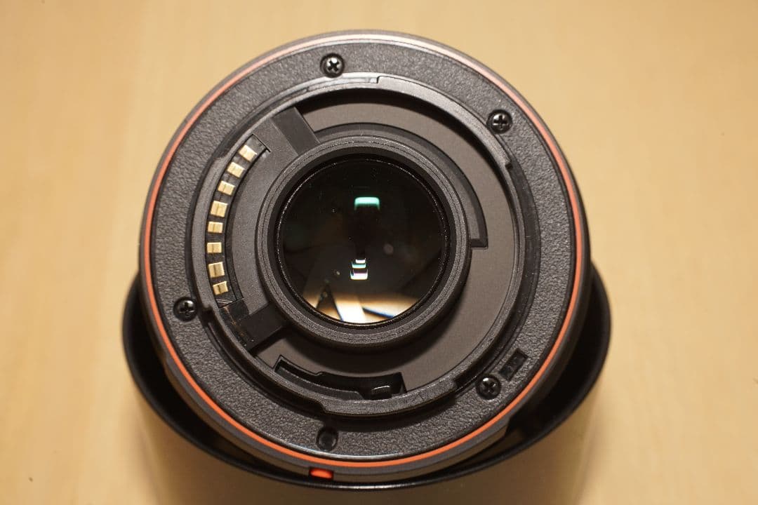 Sony DT 35mm F1.8 SAM レンズ