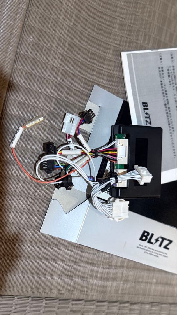 m*i様 BLITZ JUNCTION BOXとBOOST SENSOR