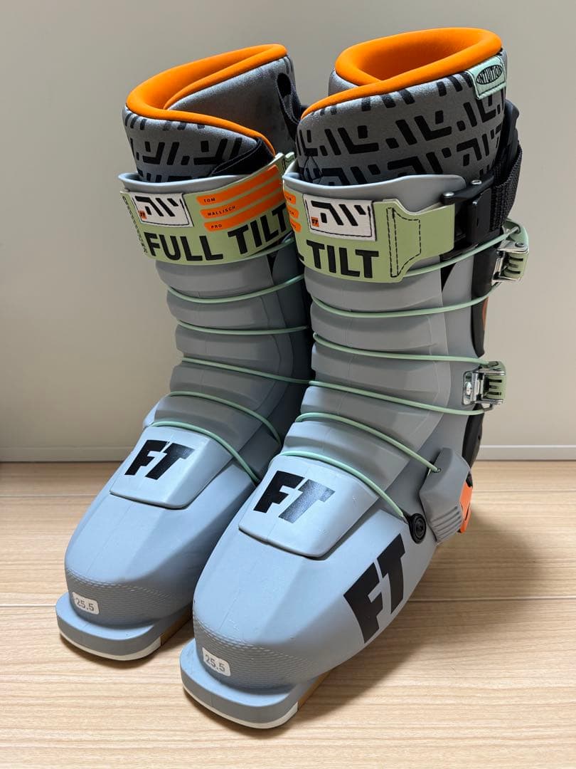 スキー FULL TILT TOM WALLISCH PRO 25.5cm