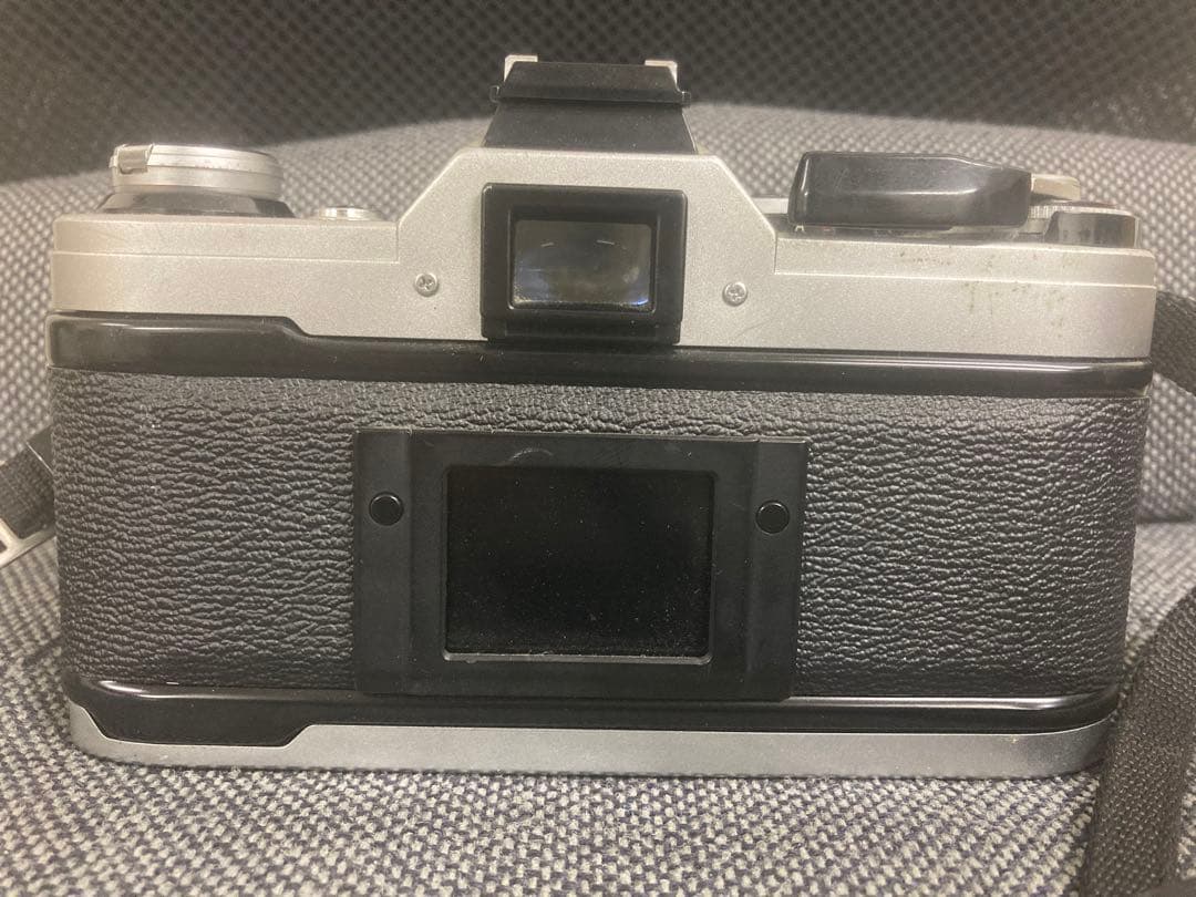8*4様 B　[通電確認済み]　キャノン　Canon AE-1 フィルム一眼レフ