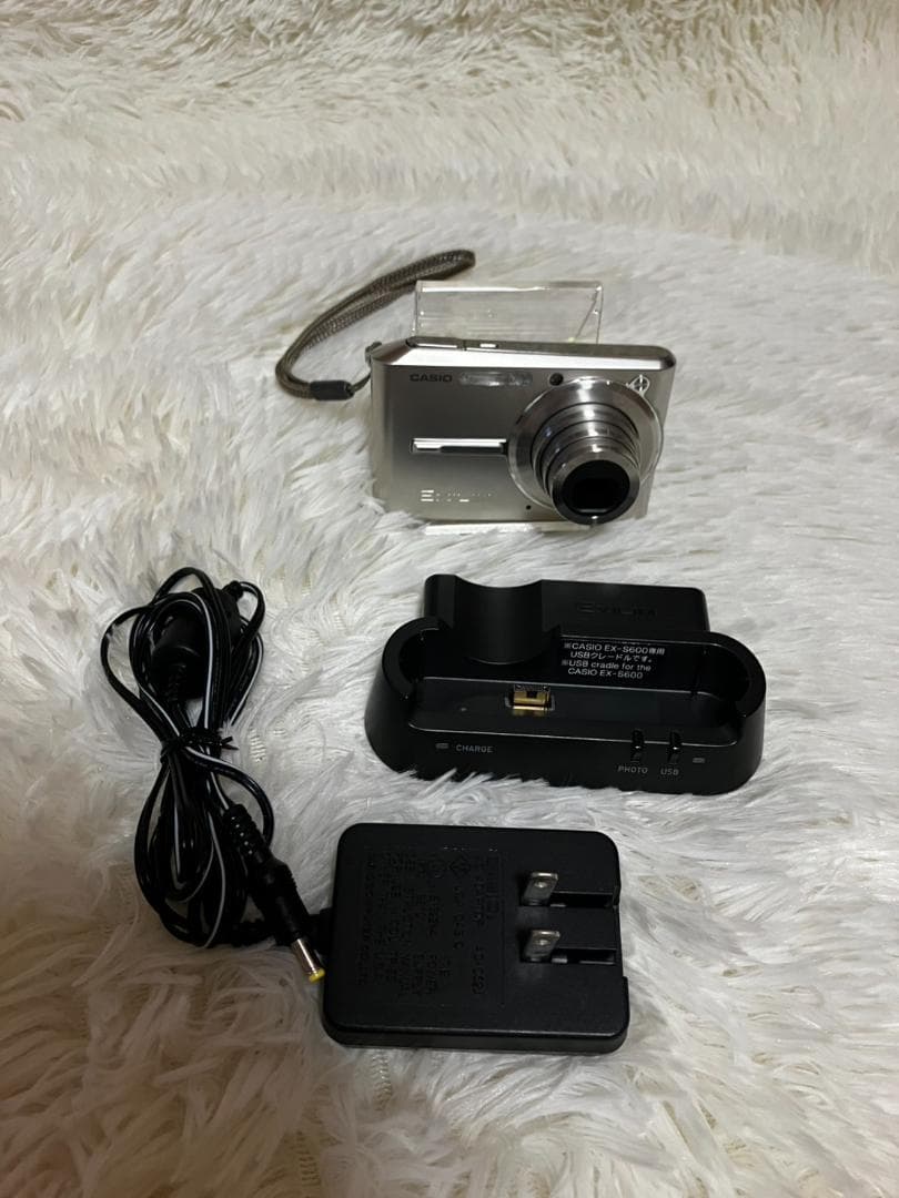 【動作確認済】CASIO EXILIM EX-S600 シルバー デジタルカメラ