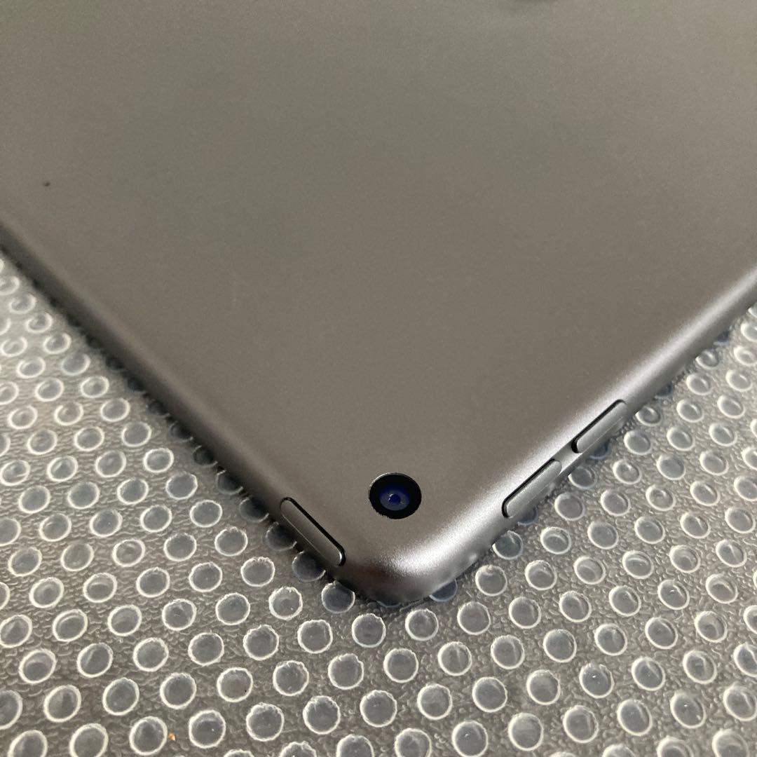2840 電池最良好☆iPad Air3 第3世代 64GB WIFIモデル☆