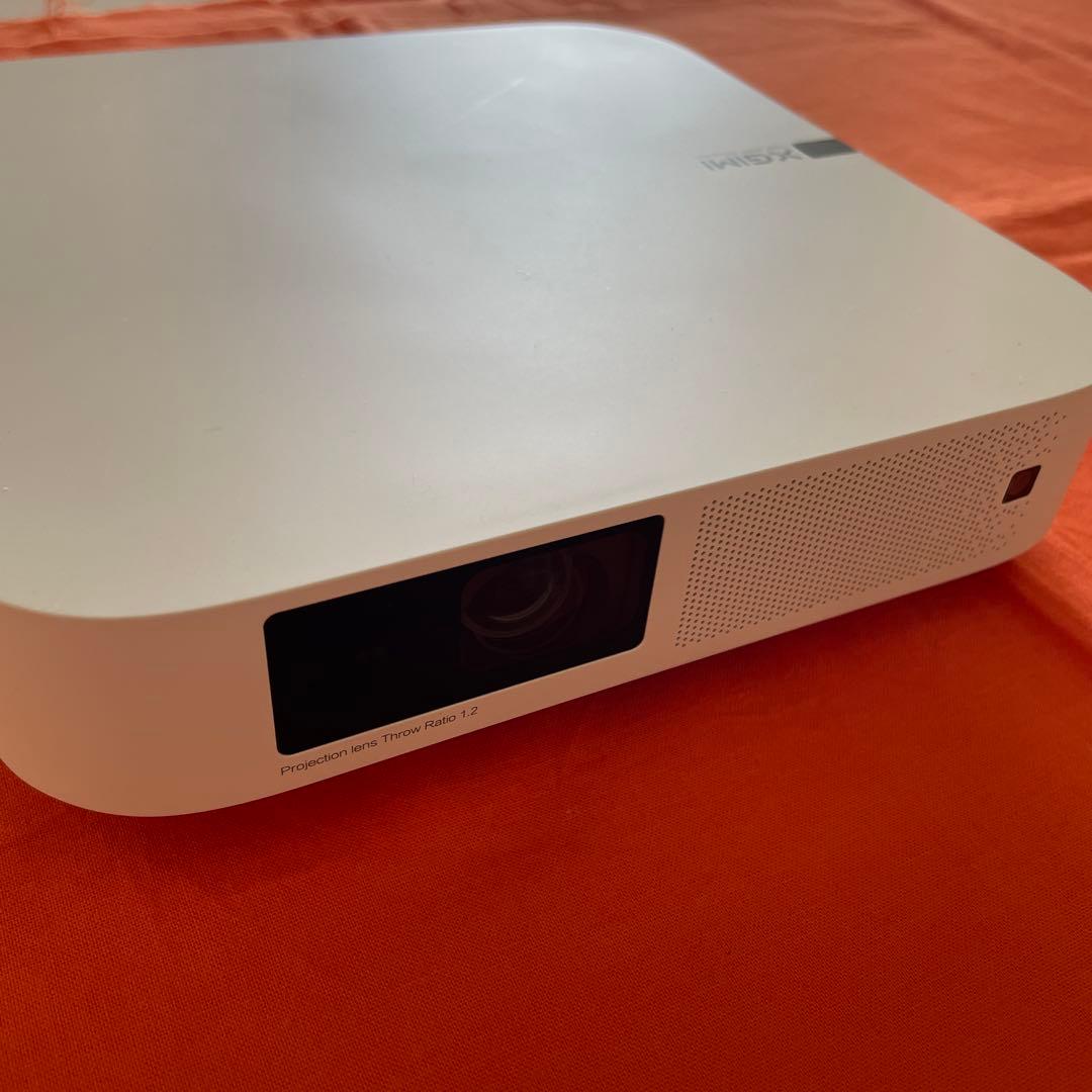 XGIMI ElFinプロジェクター