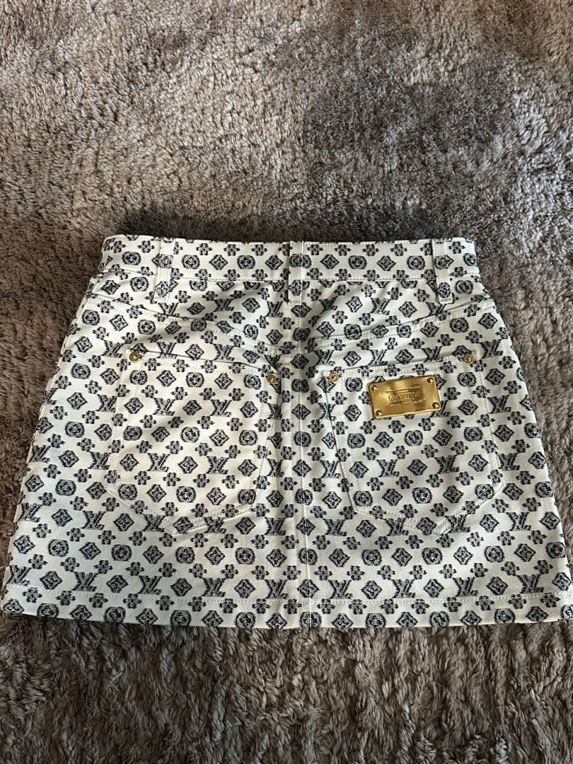 ルイヴィトン　ブラーリィ　モノグラム　ミニスカート