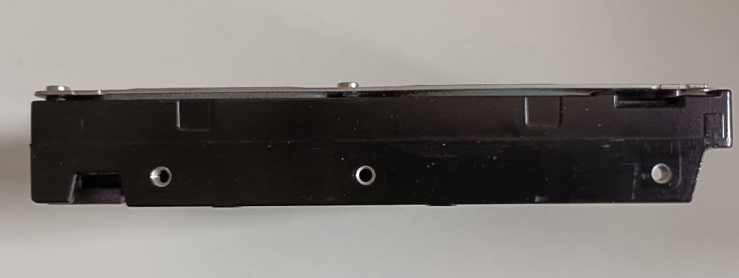 HITACHI HUA723030 エンタープライズ 3TB 内蔵HD 中古品