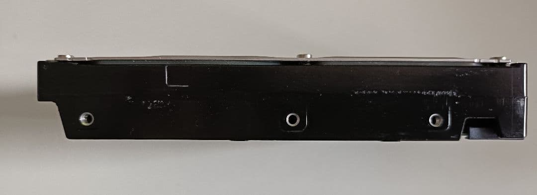 HITACHI HUA723030 エンタープライズ 3TB 内蔵HD 中古品