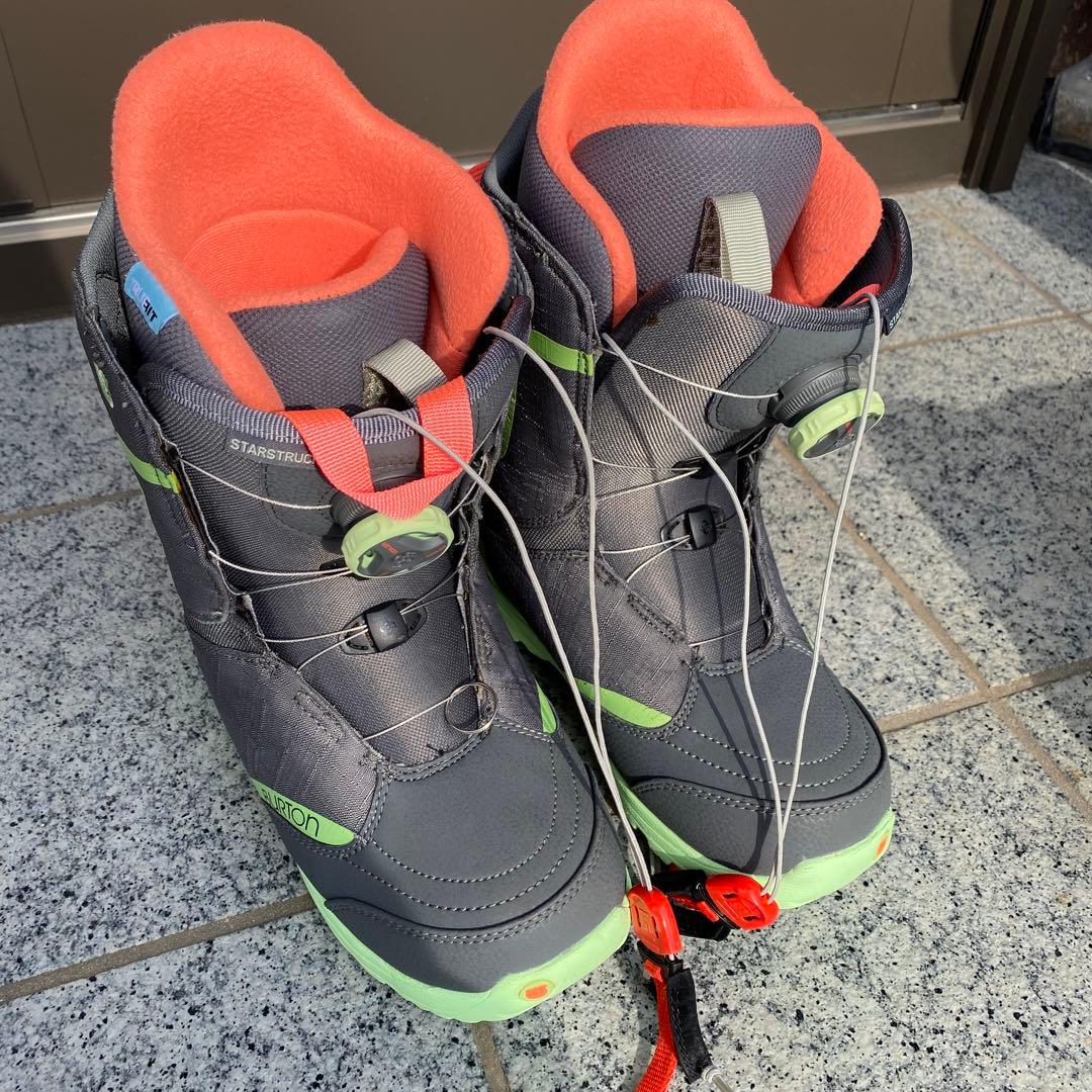 Burton スノーボードブーツ　軽量　美品