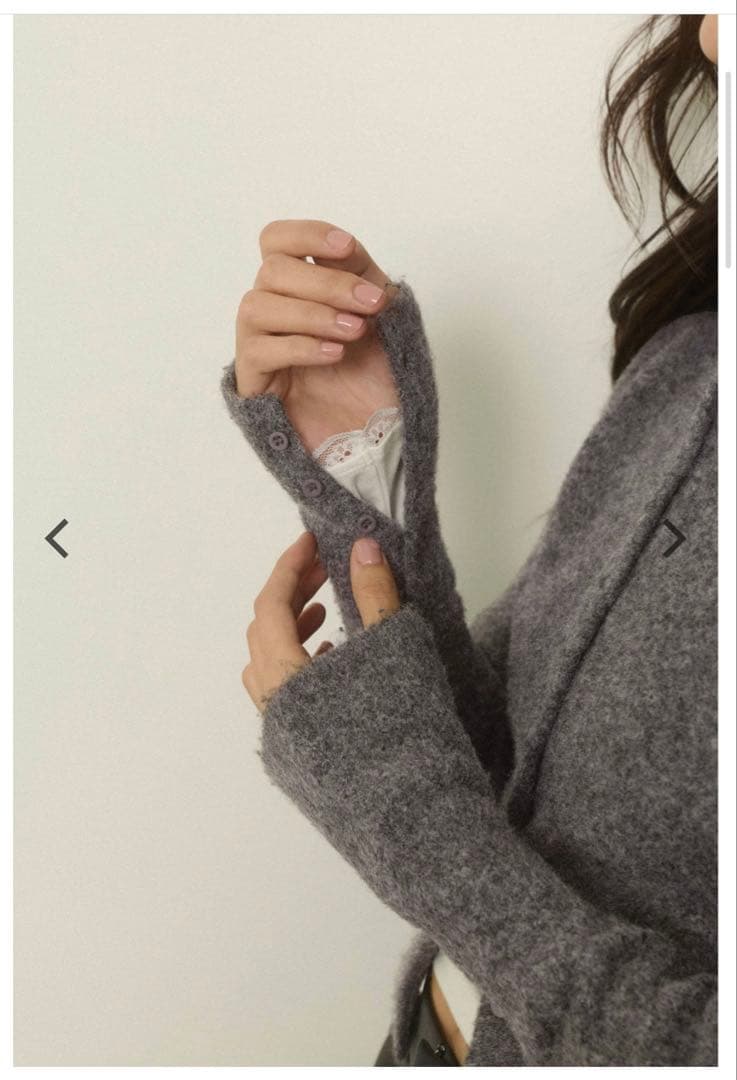 アリシアスタン Button Knit Cropped Cardigan