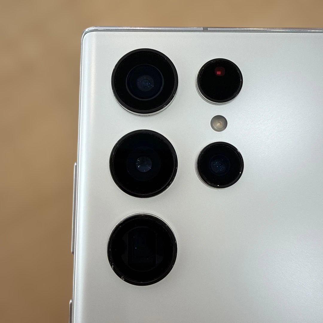 Samsung Galaxy S22 Ultra ホワイト（韓国版）256GB