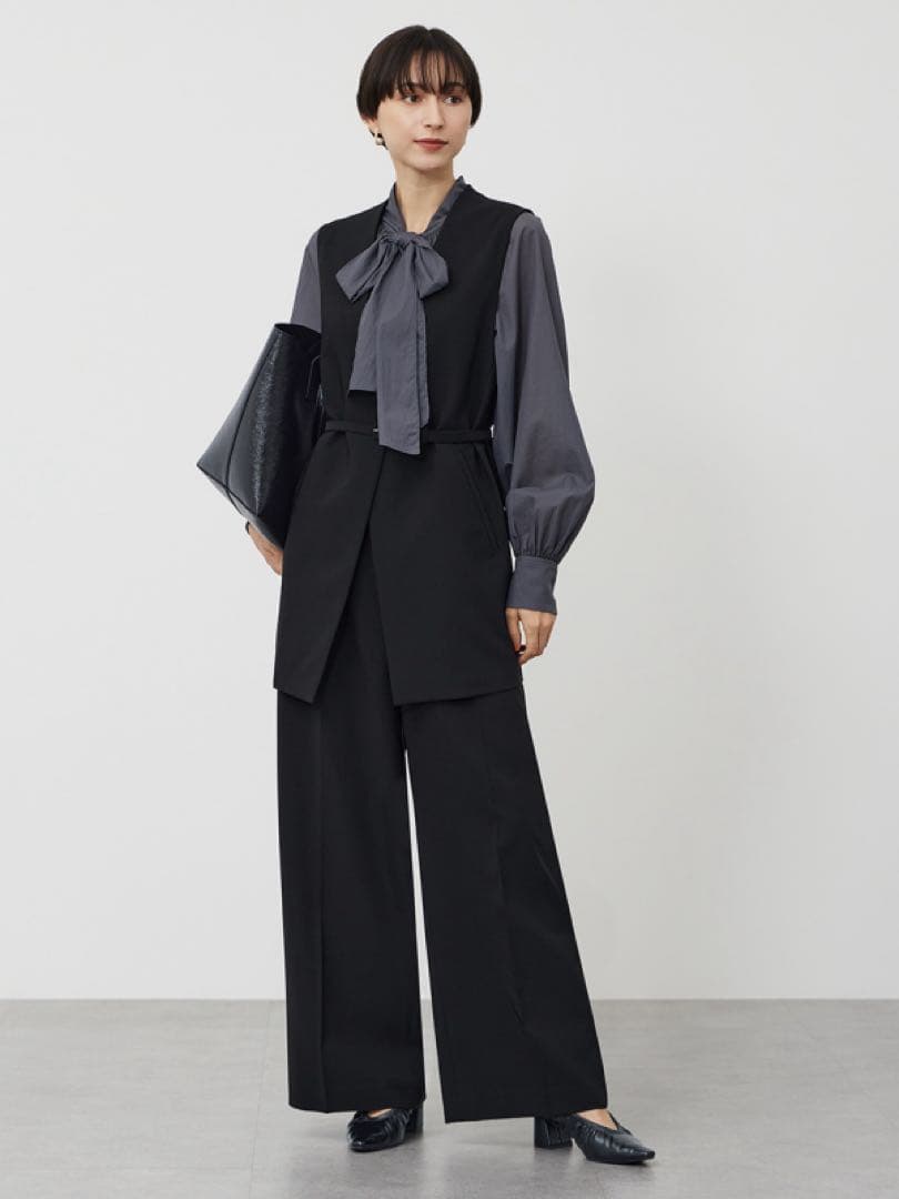 プラステ　ストレッチツイルベルテッドジレ　ブラック　S