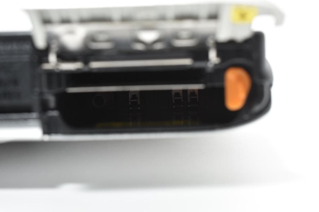 【美品】Nikon COOLPIX A100 シルバー　動作確認済