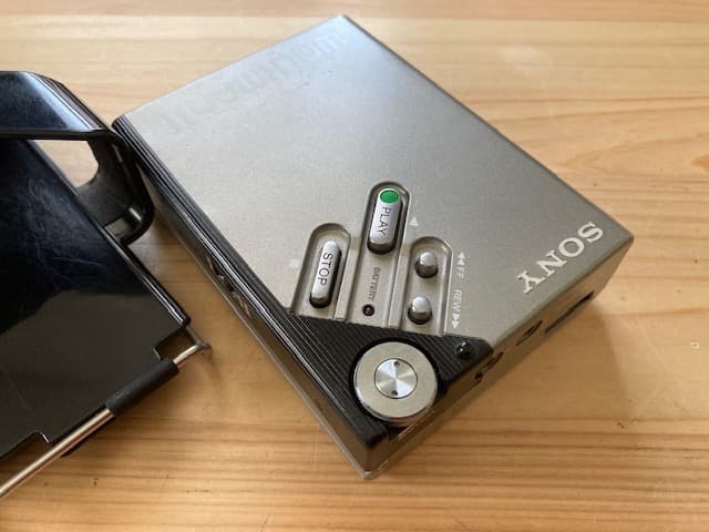 超美品箱入セット 高音質 整備済完全動作品 SONY WM-2 ヘッドホン付属品