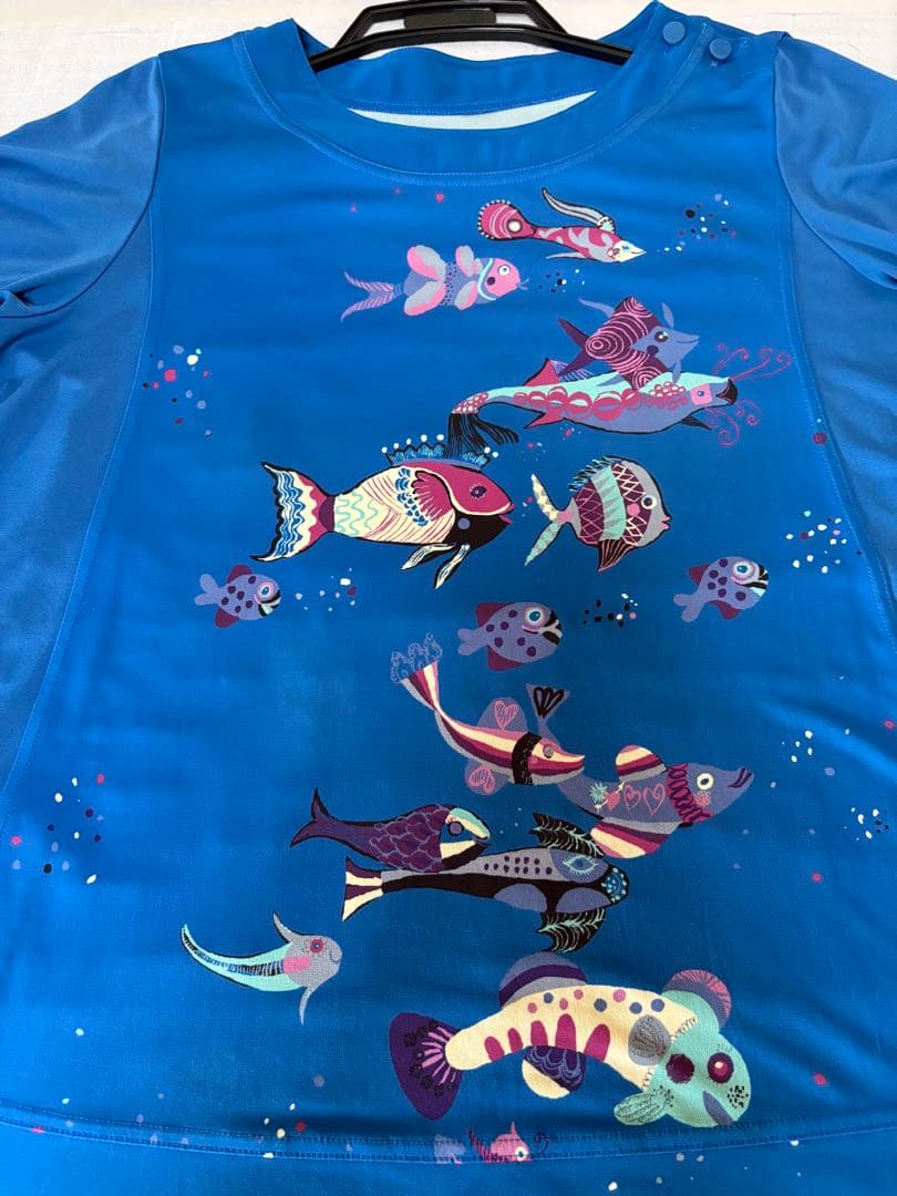 『訳あり』⭐️トクコプルミエヴォル⭐️青地に海の生き物やお魚が描かれたチュニック❣️