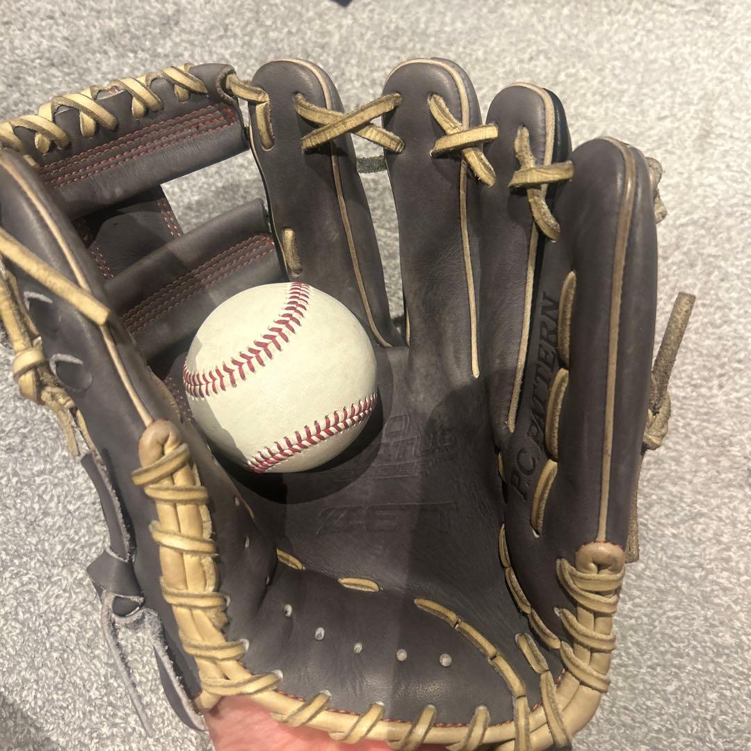 グローブ　プロステイタスオーダー吉川尚輝モデル