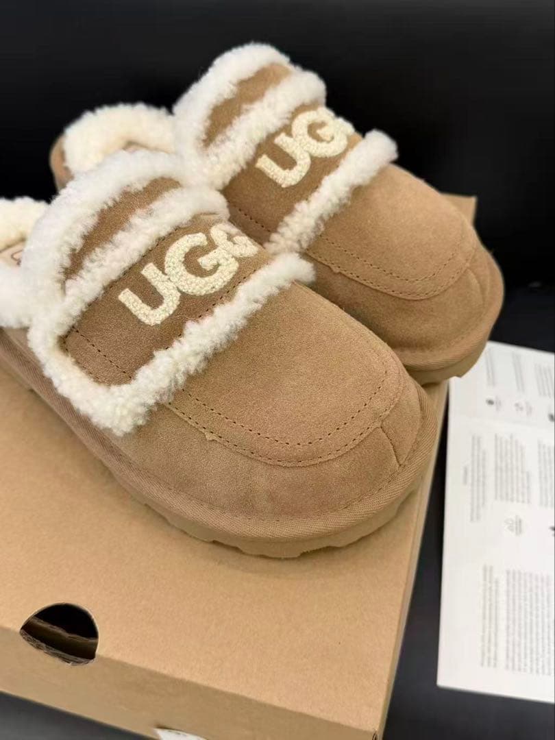 UGG スリッパ 37 平底 ムートン ファー スエード ベージュ レディース