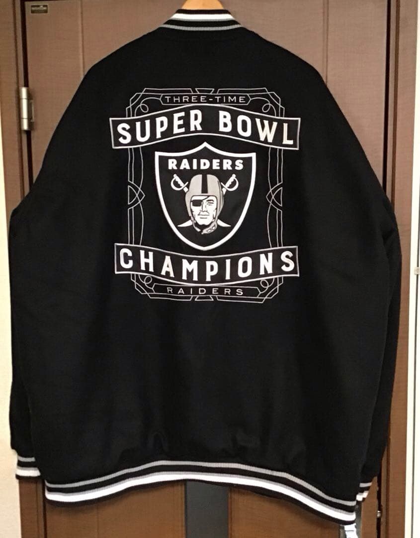 新品 NFL公式 ラスベガス レイダース 4XL リバーシブル スタジャン刺繍