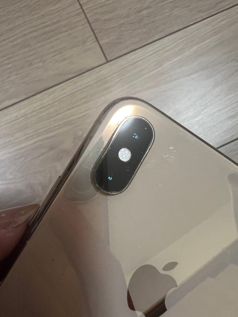 稼動品⭐︎SIMロックなしApple iPhone Xs ゴールド 本体