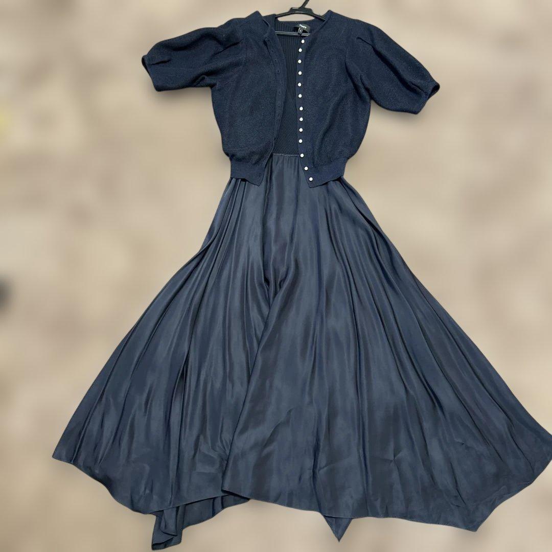 theoryダークネイビー パーティードレスとバルーンカーディガンセット