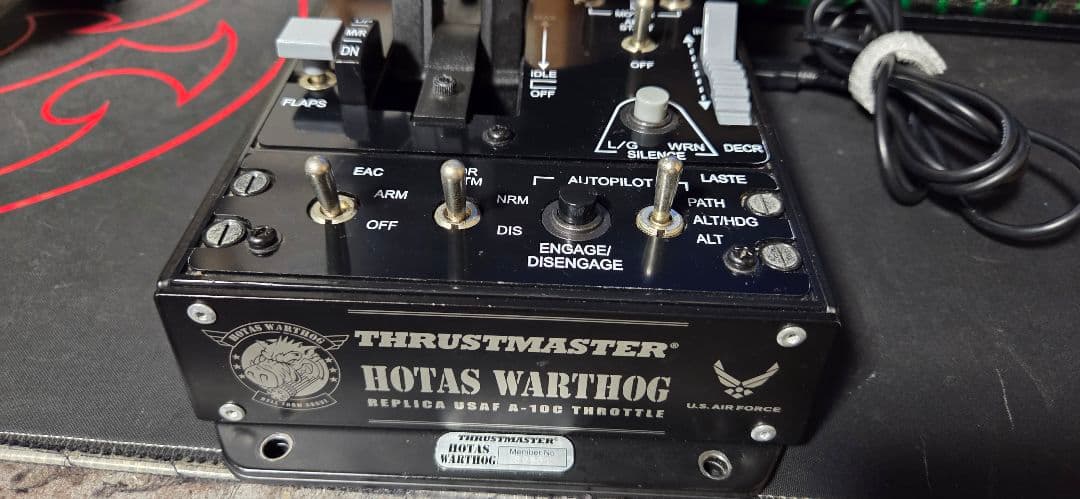 THRUSTMASTER HOTAS WARTHOG ジョイスティック