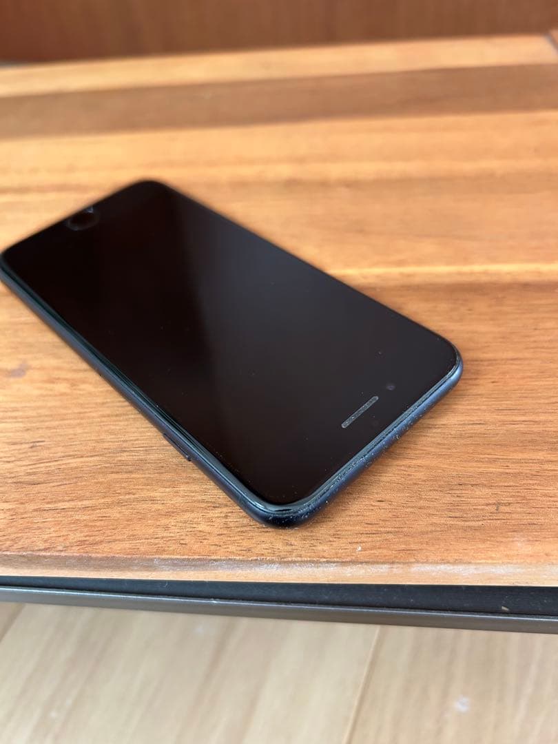 iPhone SE 第2世代 64GB