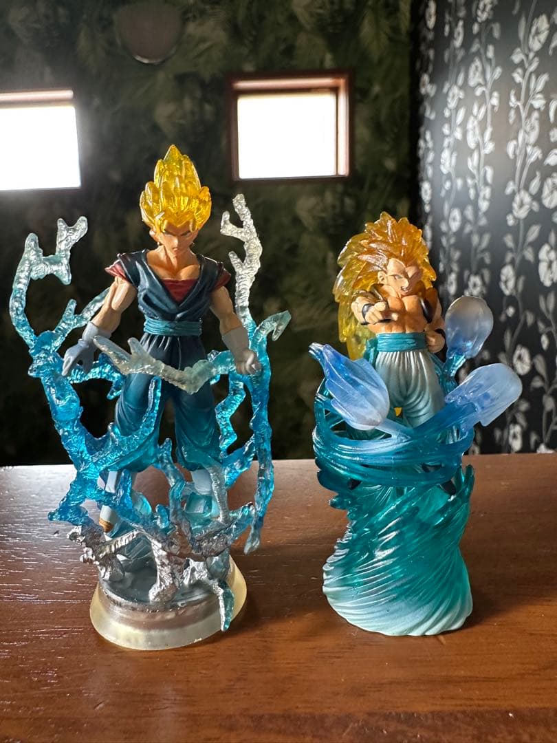 ドラゴンボール キャラクターコレクション フィギュア 超サイヤ人4 神龍
