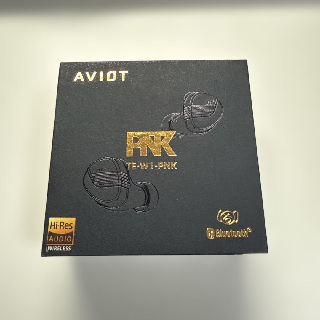 24時間緊急値下げAVIOT TE-W1-PNK ピヤホン8 ワイヤレスイヤホン