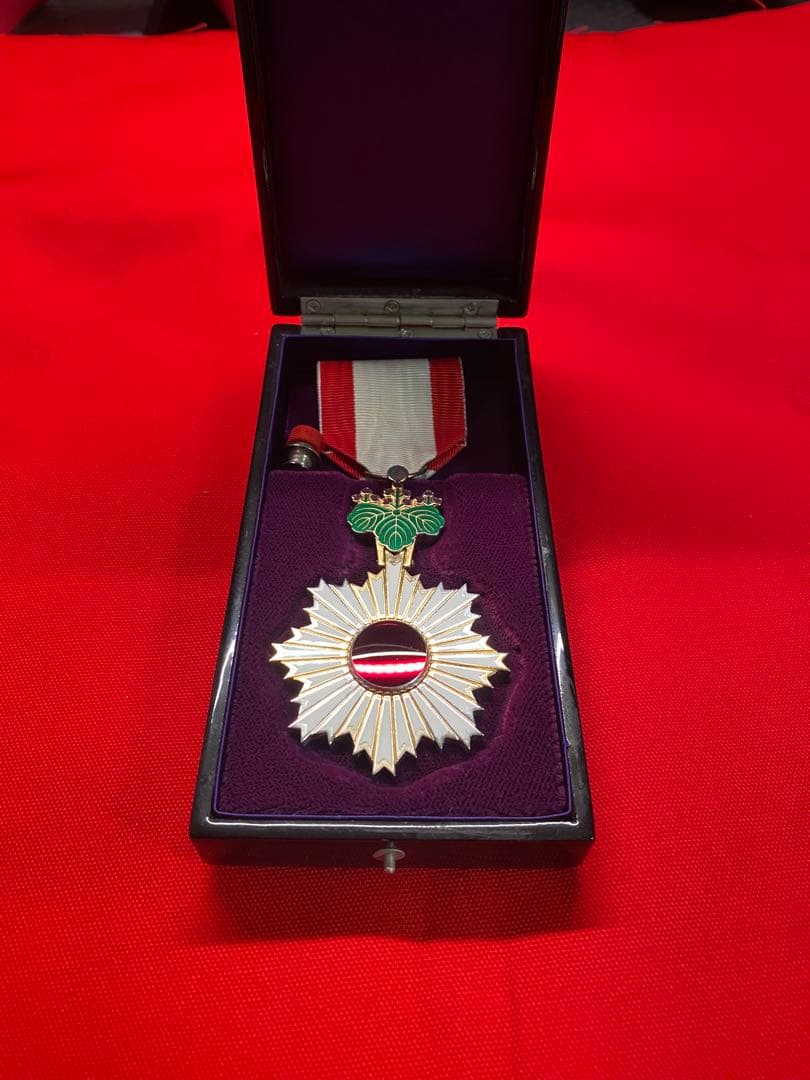 旭日単光章　勲章