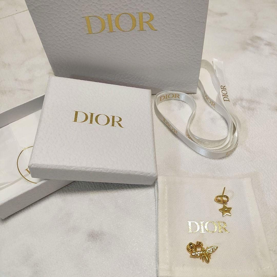 Dior 星と蜂デザイン ゴールドピアス（片耳のみ）