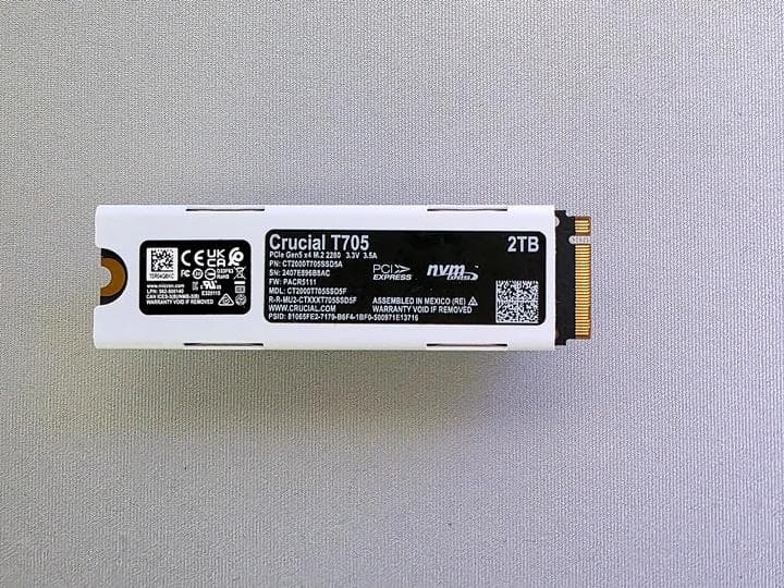 内蔵型SSD Crucial T705 Limited Edition white 2TB