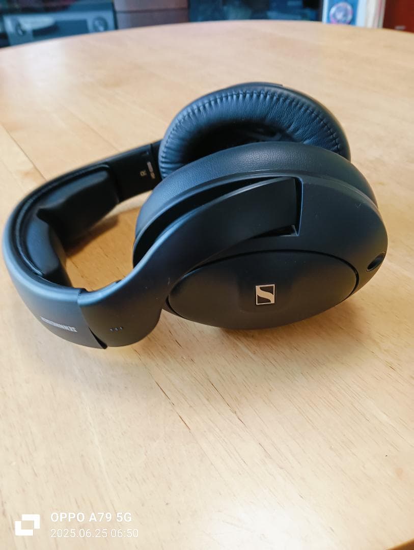 Sennheiser ヘッドフォン密閉型
