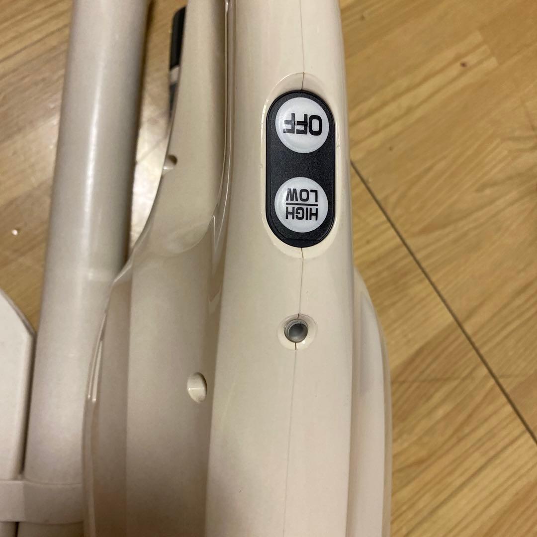 マキタ充電式クリーナCL102D