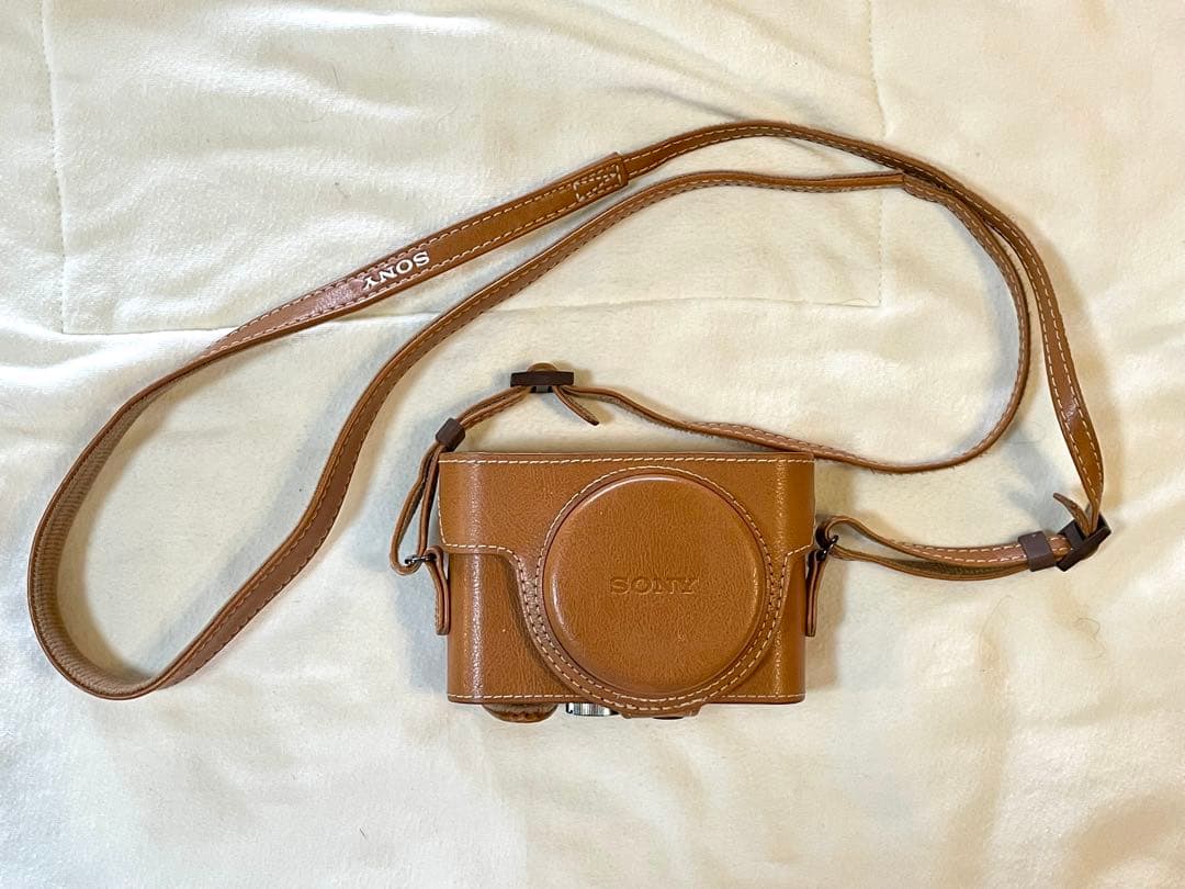 SONY コンパクトデジタルカメラ サイバーショット レザー調カバー付き