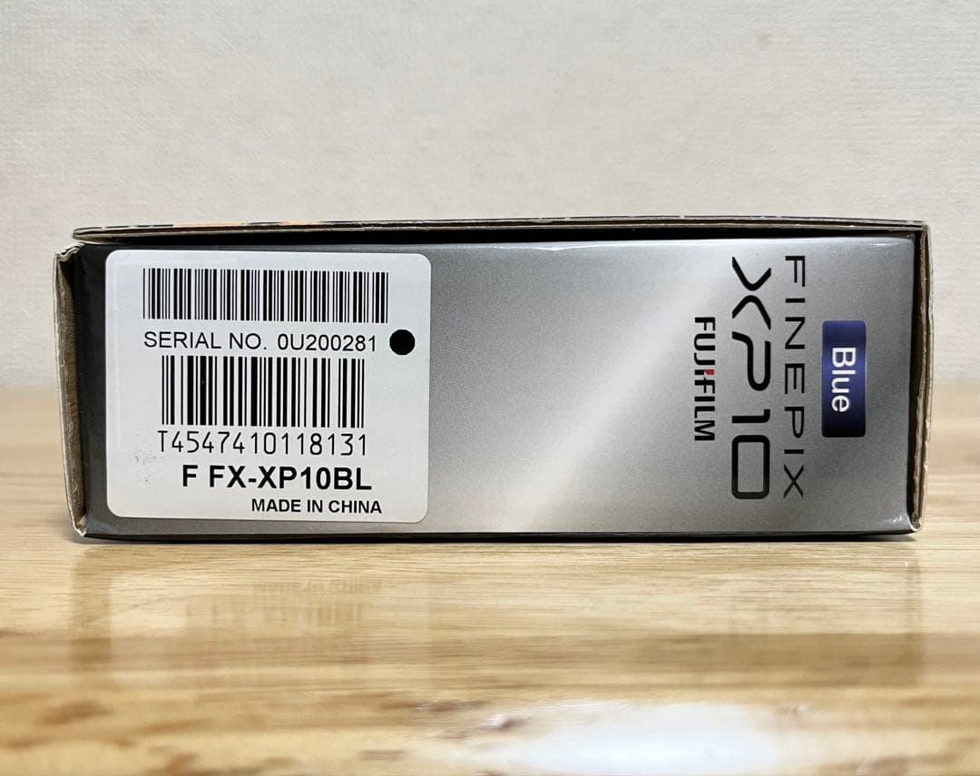 【超美品】FUJI FILM 防水デジタルカメラFinePix XP10