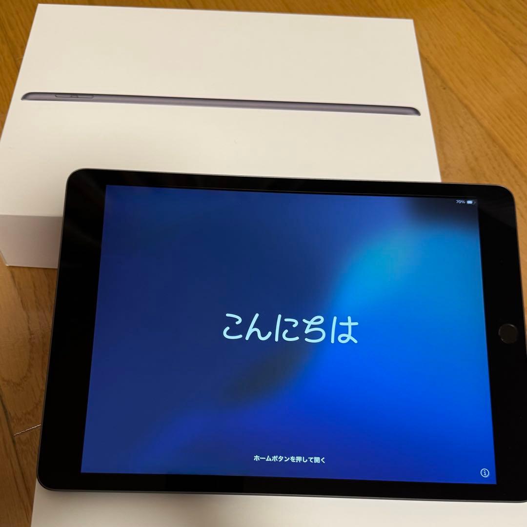 【美品】Apple iPad 64GB 第9世代 本体＋キーボードセット