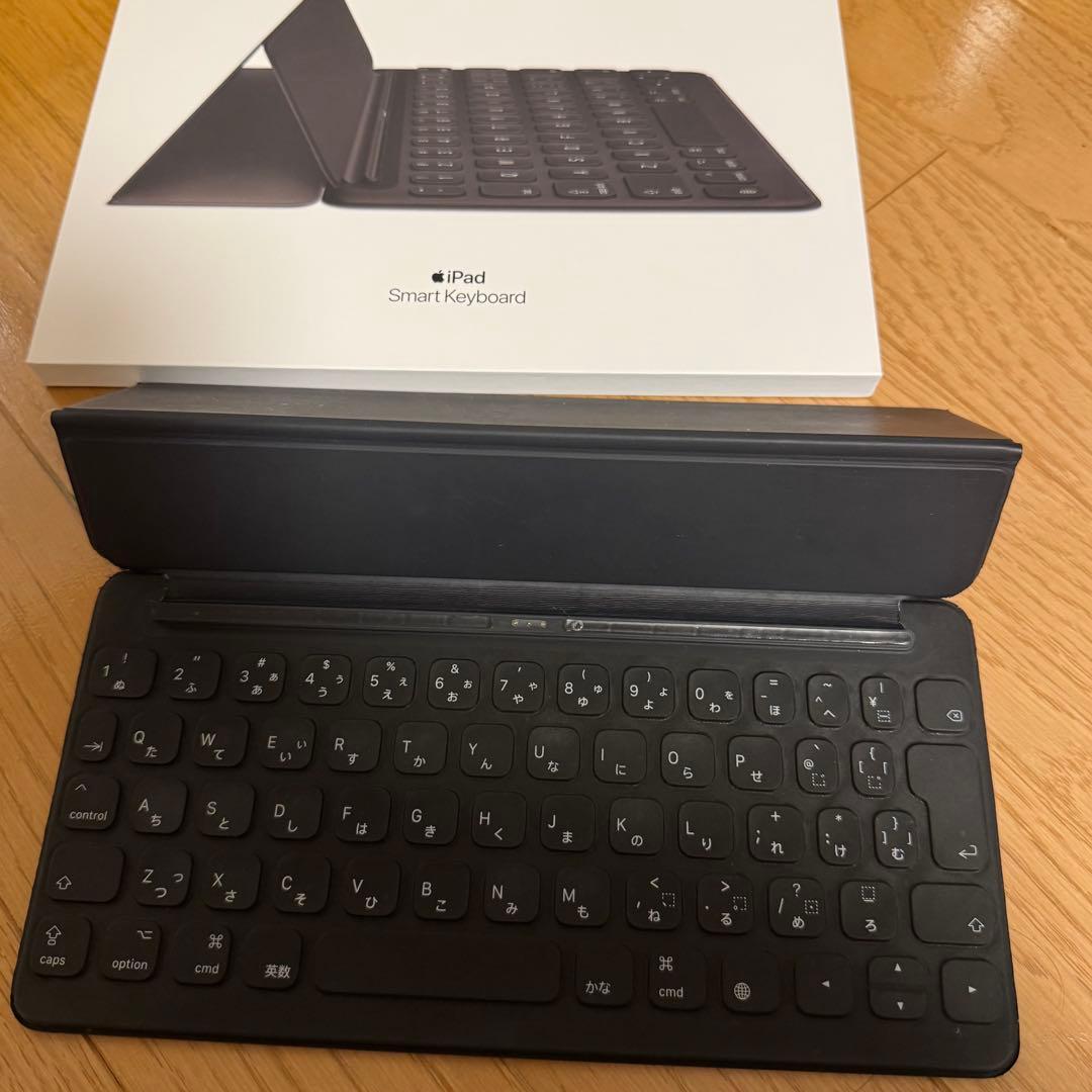 【美品】Apple iPad 64GB 第9世代 本体＋キーボードセット