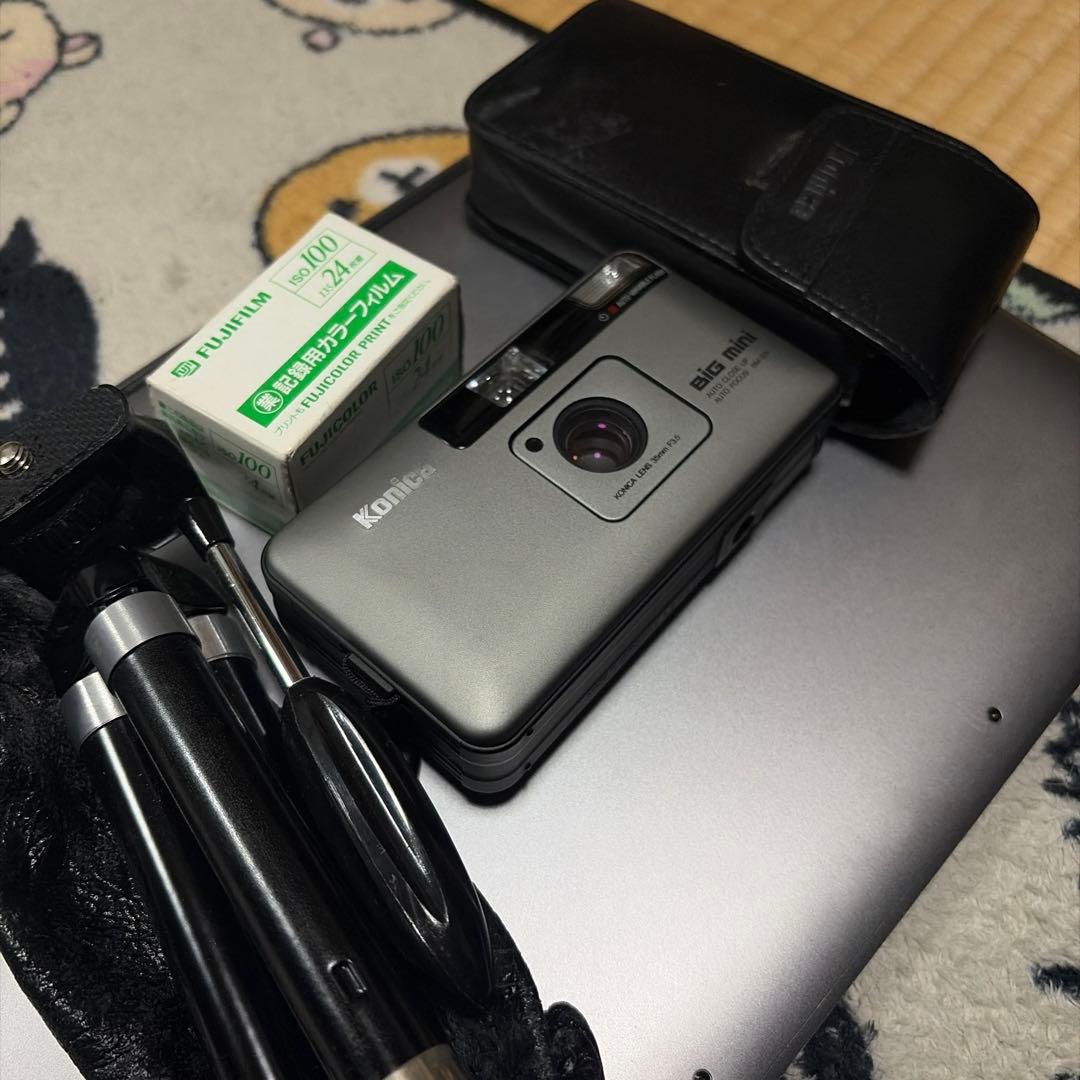 Konica Big mini コンパクトカメラ ケース、3脚、フィルム付き！