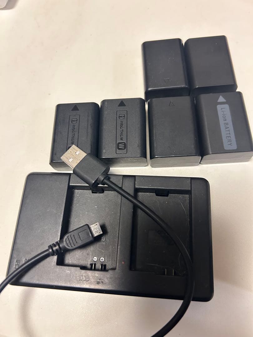 SONY α7 II バッテリー6本、スーパーブック付き