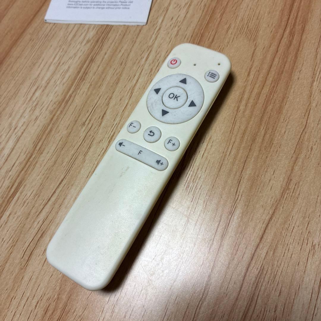 EZCast Beam J2 ミニプロジェクター☆