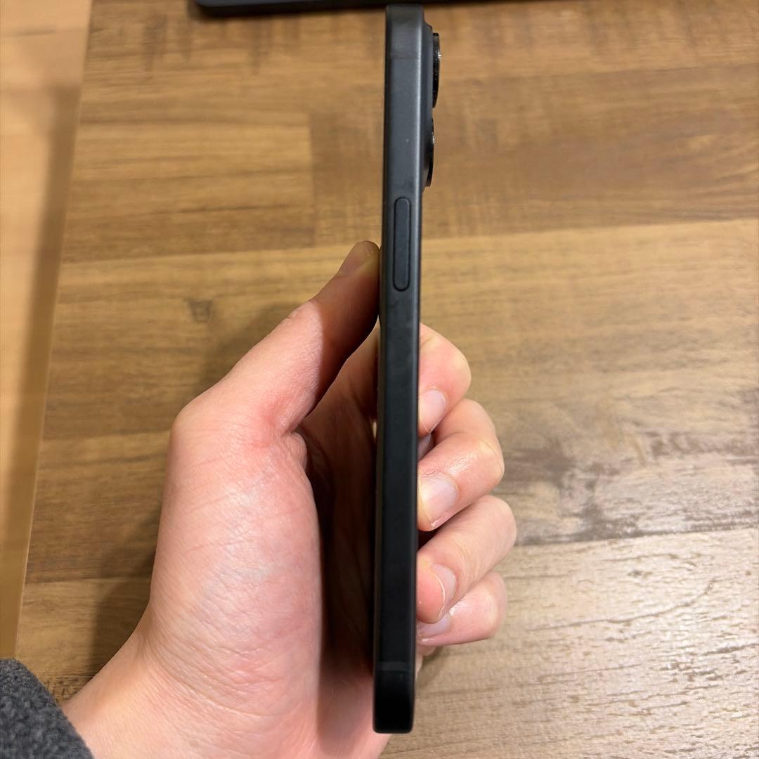 iPhone15本体 128GB ブラック SIMフリー