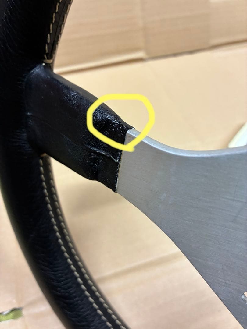 MOMO momo モモ ステアリング ハンドル キャバリーノ 旧車